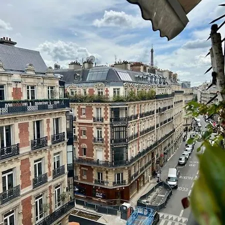 Au Coeur Du Triangle D'or Apartamento *